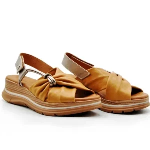 PAULA URBAN 24-416 Blanco y Yema sandalia media cuña mujer