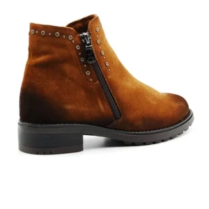 PAULA URBAN BOTIN LISO TACHAS 9-976