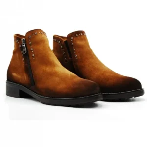 PAULA URBAN BOTIN LISO TACHAS 9-976